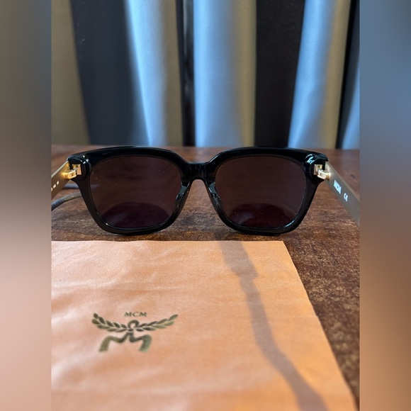New MCM 658 San Sunglasses with crossbody case/pouch main image 7